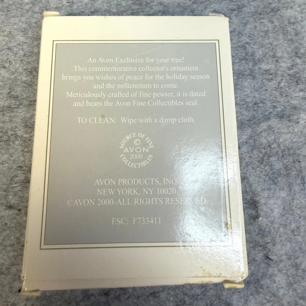 Avon Fine Collectibles Pewter Ornament Millennium 2000 Dove of Peace Globe Boxed